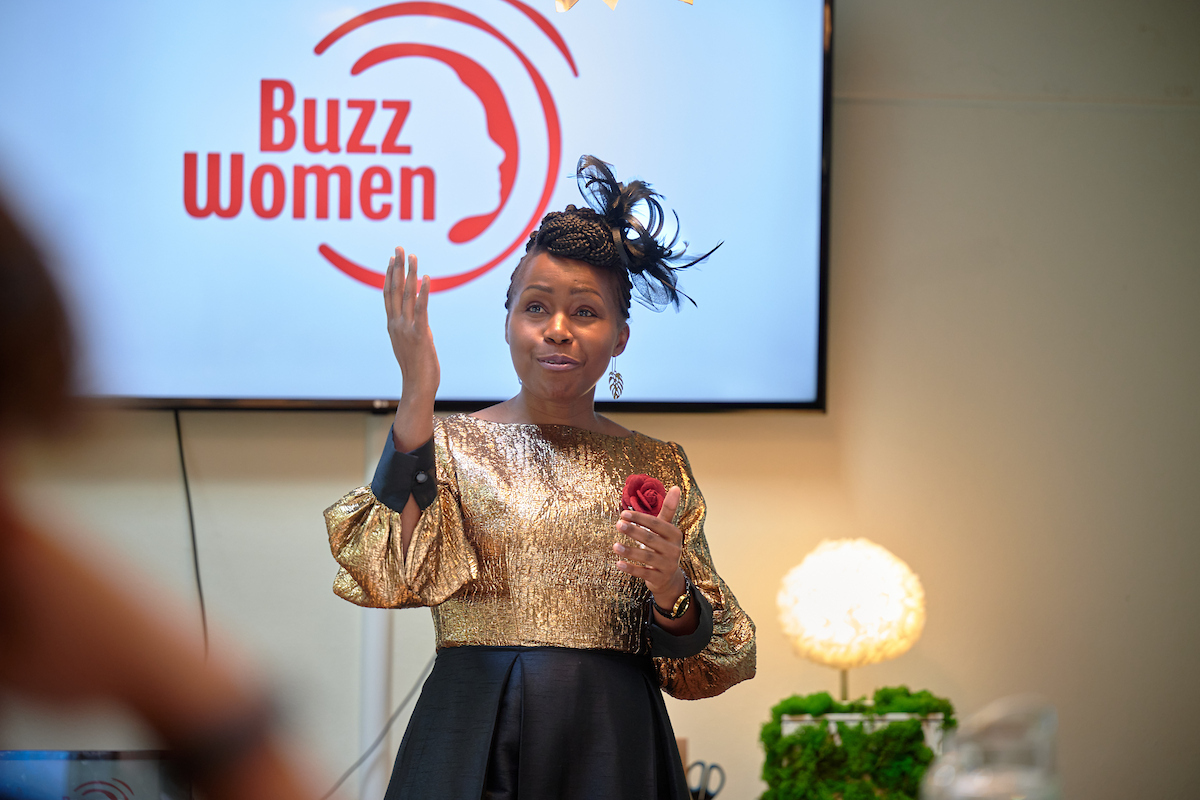 BuzzWomen AvV